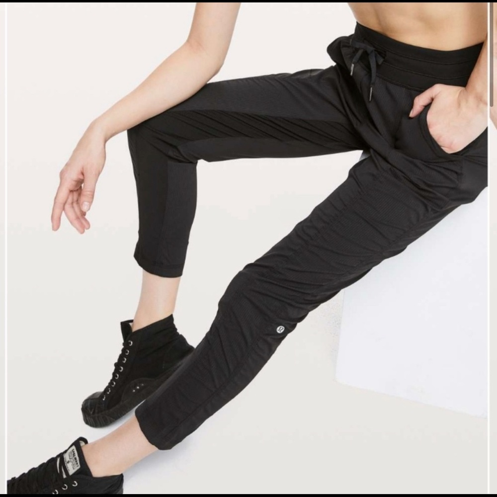 LuLulemon Street to Studio